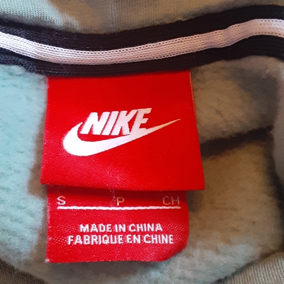 Nike hoodie - Picture 4 of 4